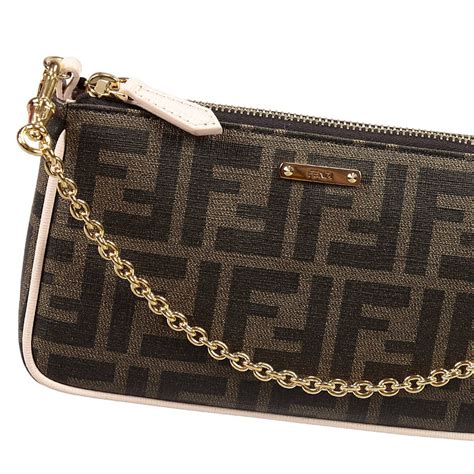 pochette fendi con catena prezzo|farfetch borse fendi.